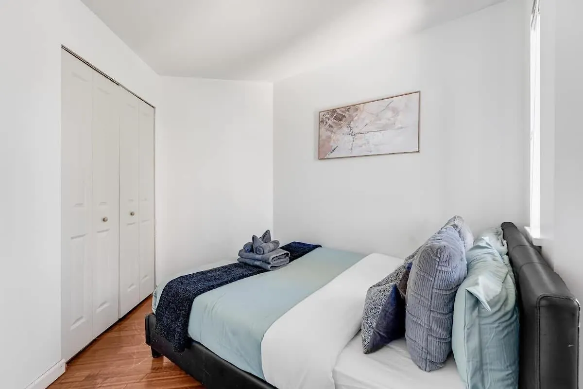 Stylish & Comfy Condo In A Prime Location Vancouver