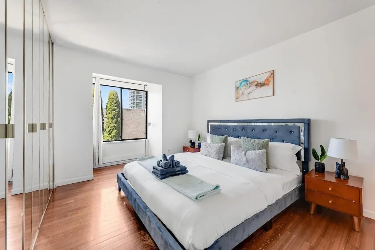 Apartment Stylish & Comfy Condo In A Prime Location Vancouver